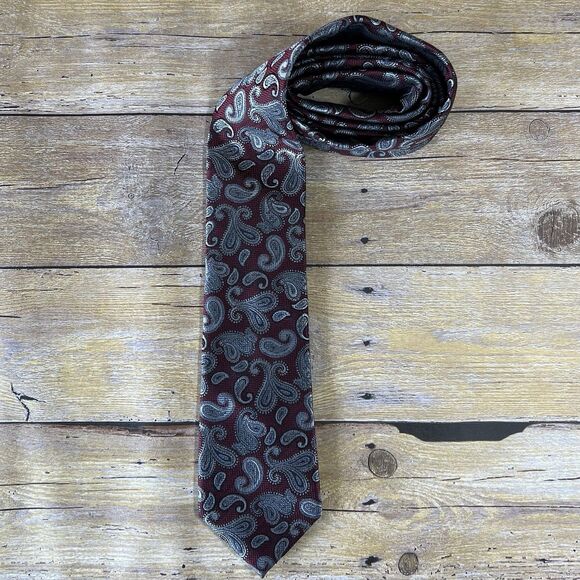 Croft & Barrow One Size Mens Tie Maroon and Gray 56”x 3” - Picture 3 of 11